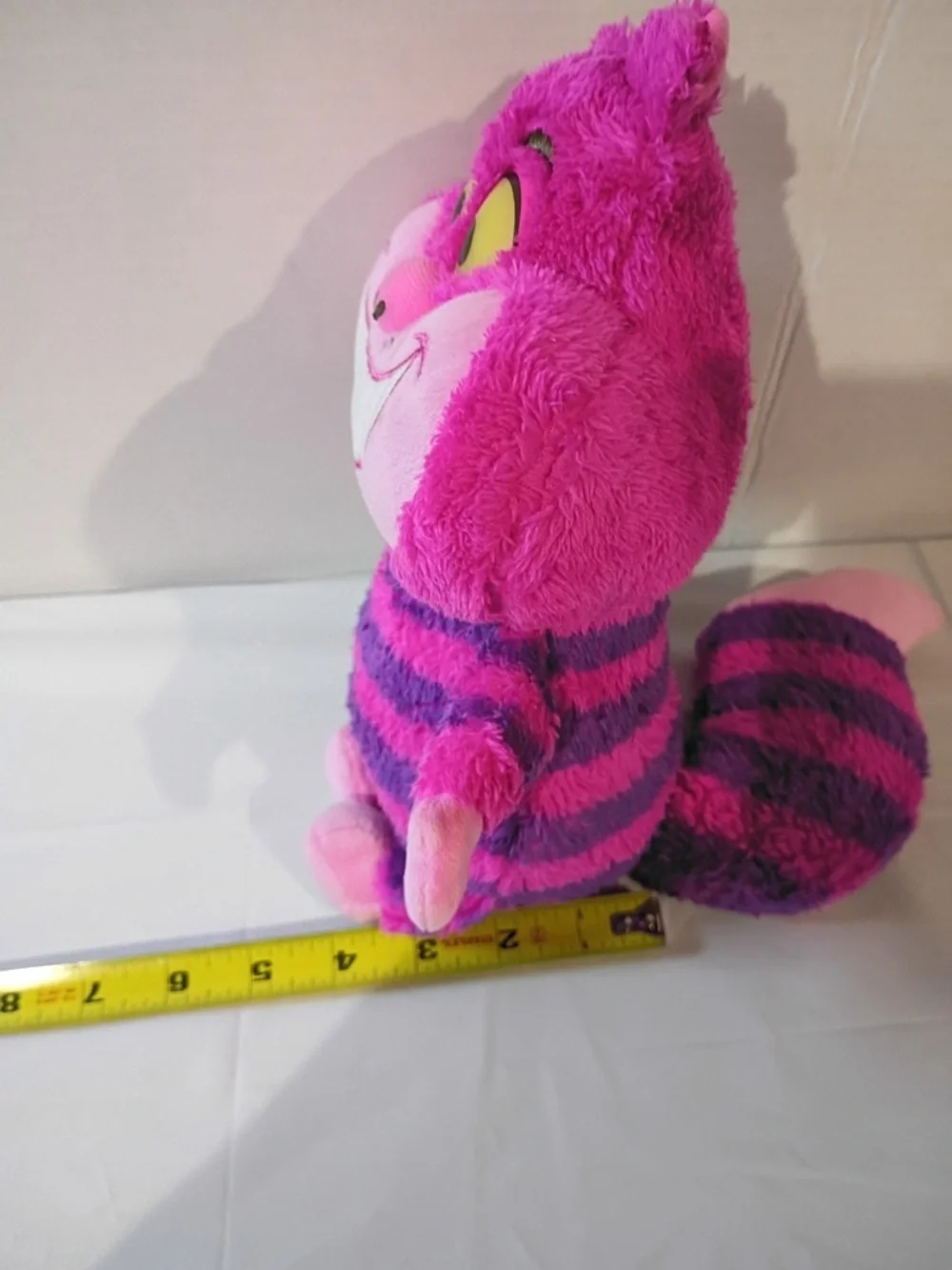 Disney Cheshire Cat Plush Talking Light Up Eyes Alice in Wonderland Pink 10”